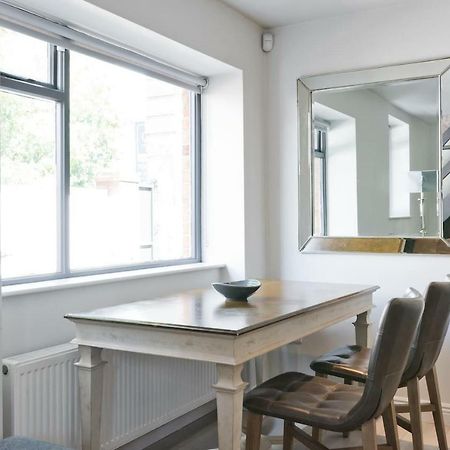 The Edge Suite - Hiphipstay Dublin Exterior photo