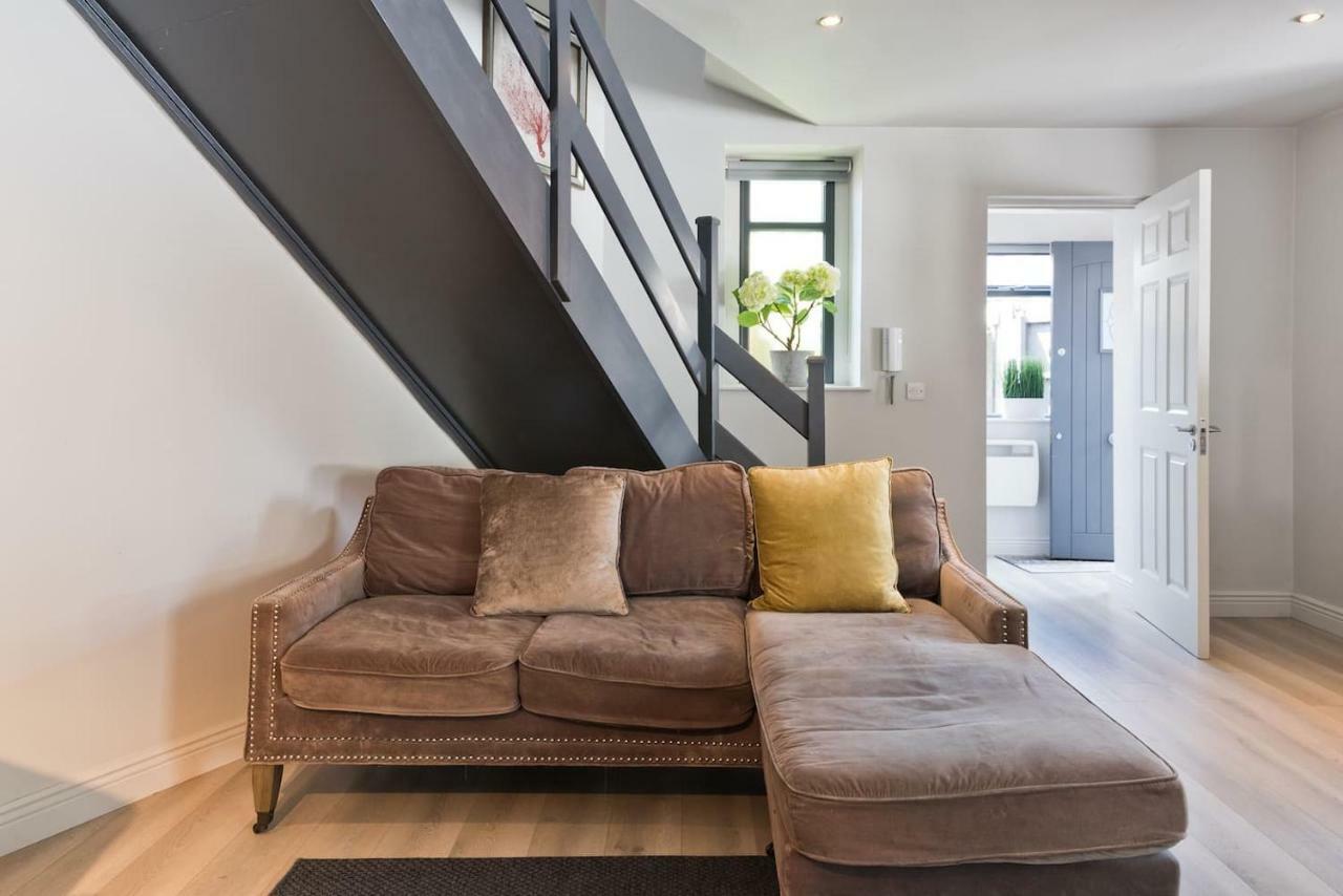 The Edge Suite - Hiphipstay Dublin Exterior photo